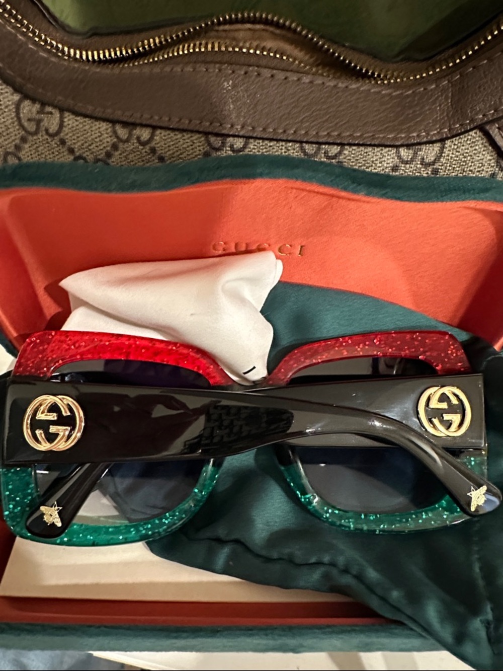 Gucci Glitter Oversized Sunglasses in Green & Red - Picture 2 of 3